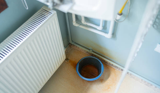 Best Water damage restoration company  in Baileys Crossroads, VA